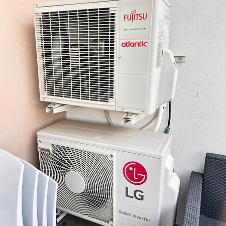 2 Piece Equipe Climatise Lägenhet Sainte-Lucie de Porto-Vecchio