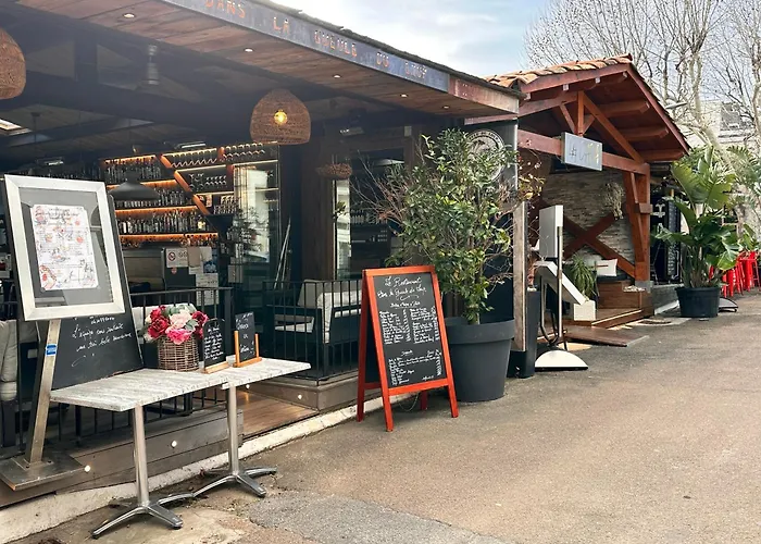 2 Piece Equipe Climatise Sainte-Lucie de Porto-Vecchio