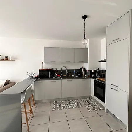 2 Piece Equipe Climatise