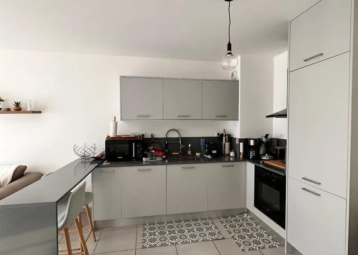 2 Piece Equipe Climatise